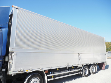 いすゞ ギガ ウイング車 大型 QKG-CYJ77A 年式 H27[写真14]