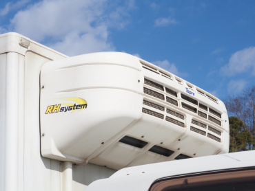 いすゞ フォワード 冷凍バン 中増t SKG-FSR90T2 年式 H27 [写真05]