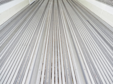 いすゞ フォワード 冷凍バン 中増t SKG-FSR90T2 年式 H27 [写真15]