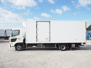 日野 レンジャープロ 冷凍バン 中型 TKG-FC9JKAA 年式 H28 [写真12]