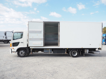 日野 レンジャープロ 冷凍バン 中型 TKG-FC9JKAA 年式 H28 [写真16]