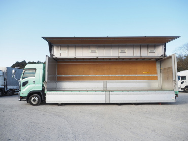 いすゞ ギガ ウイング車 大型 2PG-CYJ77CA 年式 H30 [写真16]