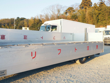 いすゞ フォワード 平ボディ 中増t QPG-FTR34T2 年式 H29 [写真16]