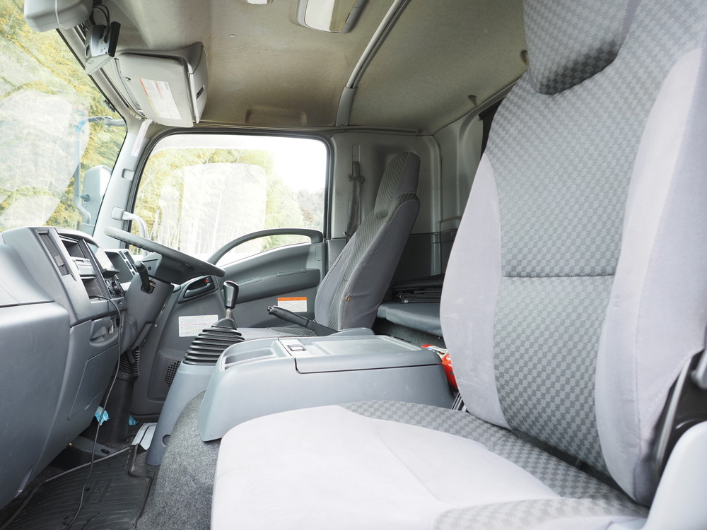 いすゞ フォワード ウイング車 中型 2RG-FRR90S2 年式 H30[写真44]