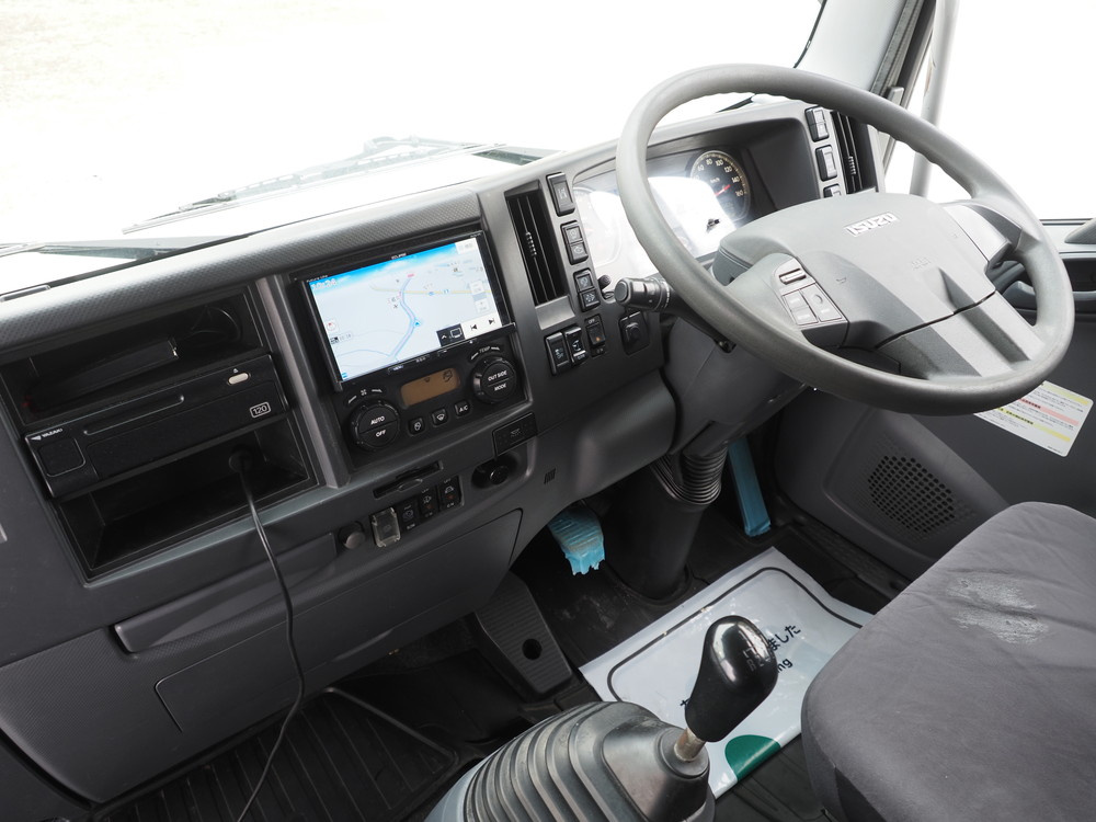 いすゞ フォワード ウイング車 中型 2RG-FRR90S2 年式 H30[写真40]