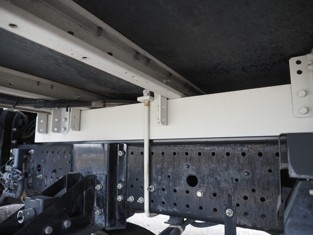 いすゞ フォワード ウイング車 中型 2RG-FRR90S2 年式 H30[写真49]