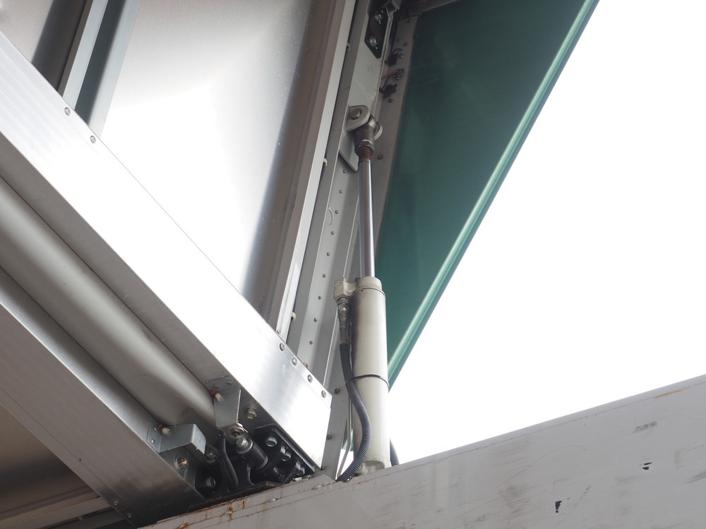 日野 プロフィア ウイング車 大型 QPG-FW1EXEG 年式 H26[写真13]