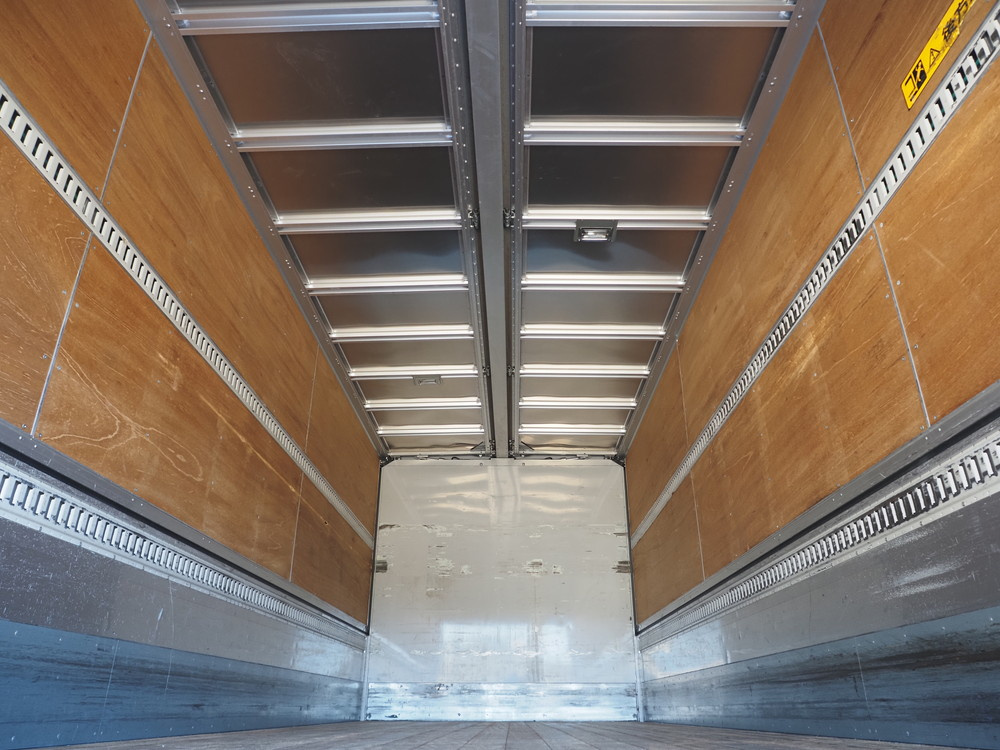 三菱ふそう ファイター ウイング車 中型 2KG-FK64F 年式 H30[写真28]