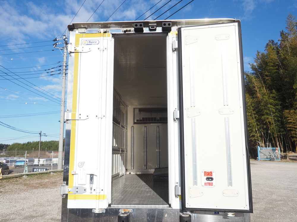 いすゞ エルフ 冷凍バン 小型 TPG-NMR85AN 年式 H28[写真13]