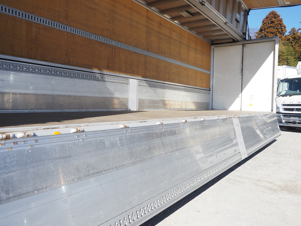 いすゞ ギガ ウイング車 大型 QKG-CYJ77A 年式 H27[写真23]