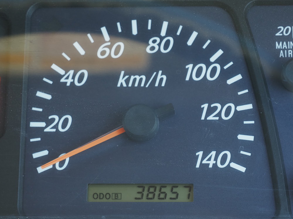 いすゞ ギガ ウイング車 大型 QKG-CYJ77A 年式 H27[写真44]