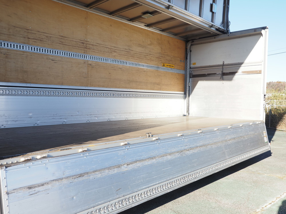 いすゞ フォワード ウイング車 中型 TKG-FRR90S2 年式 H27[写真18]