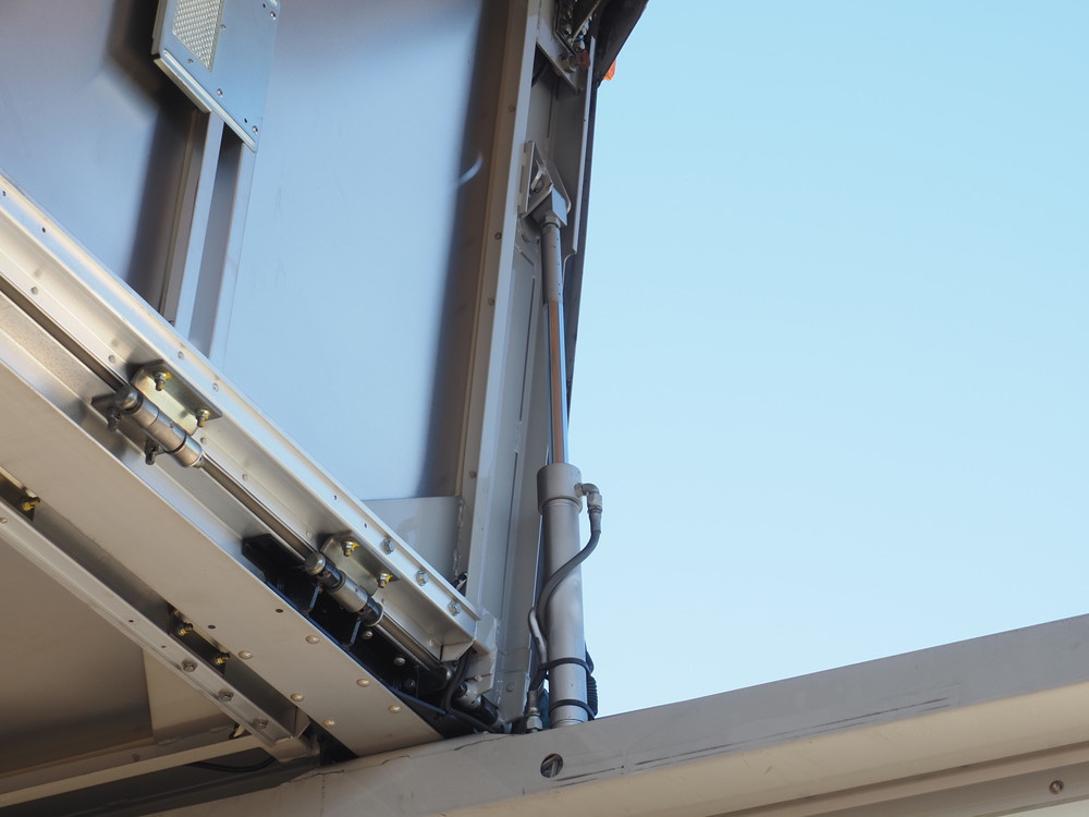 いすゞ フォワード ウイング車 中型 TKG-FRR90S2 年式 H27[写真16]