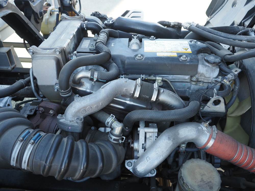 いすゞ フォワード ウイング車 中型 TKG-FRR90S2 年式 H27[写真47]