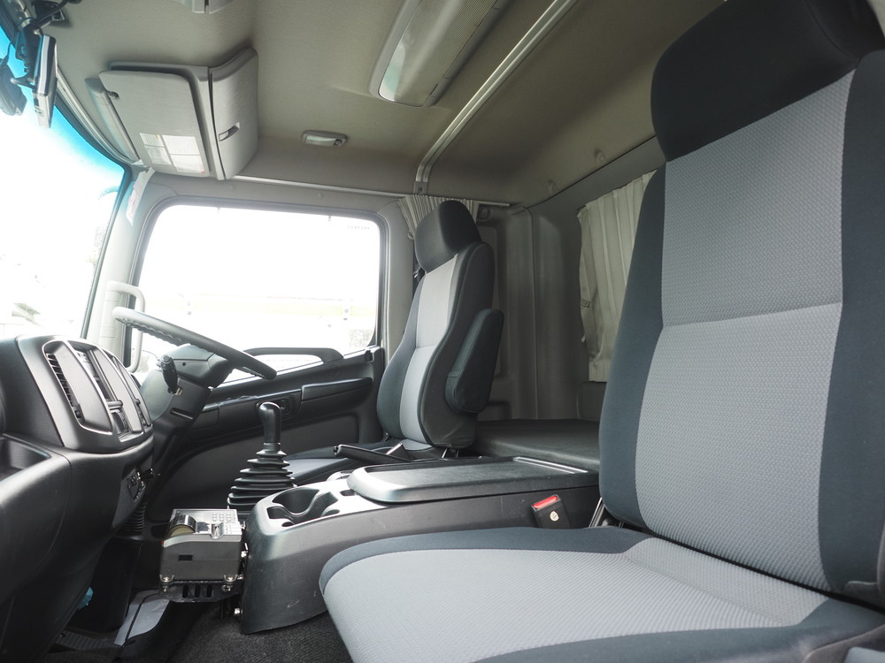 日野 レンジャープロ 冷凍バン 中型 TKG-FD7JKAG 年式 H27[写真29]