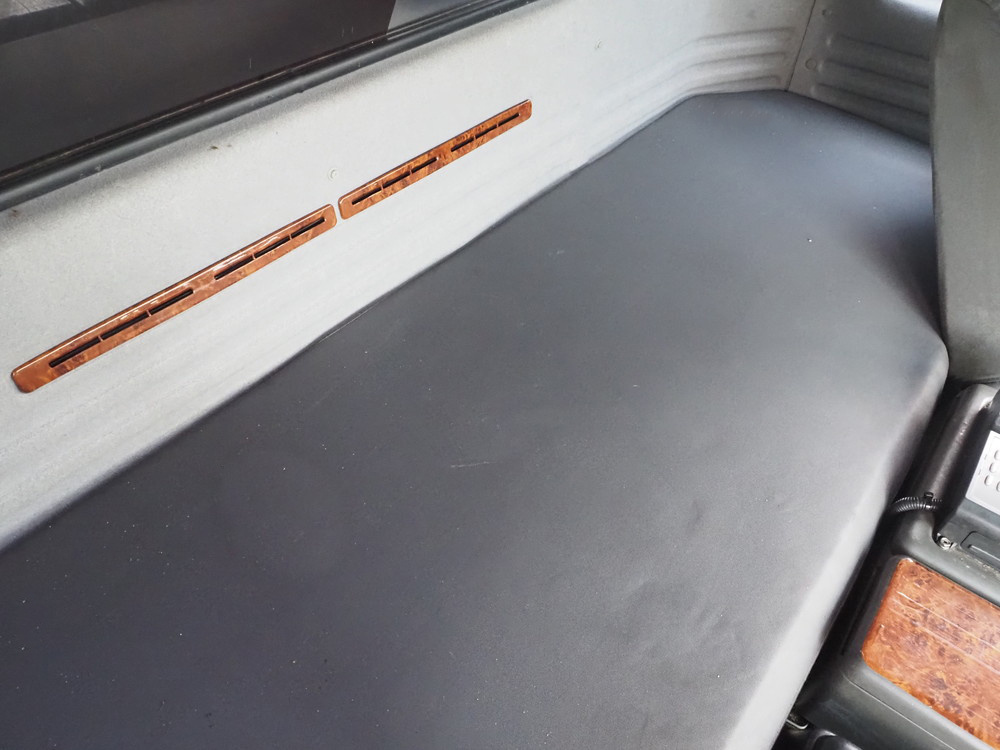 いすゞ ギガ 冷凍バン 大型 QKG-CYL77A 年式 H25[写真35]