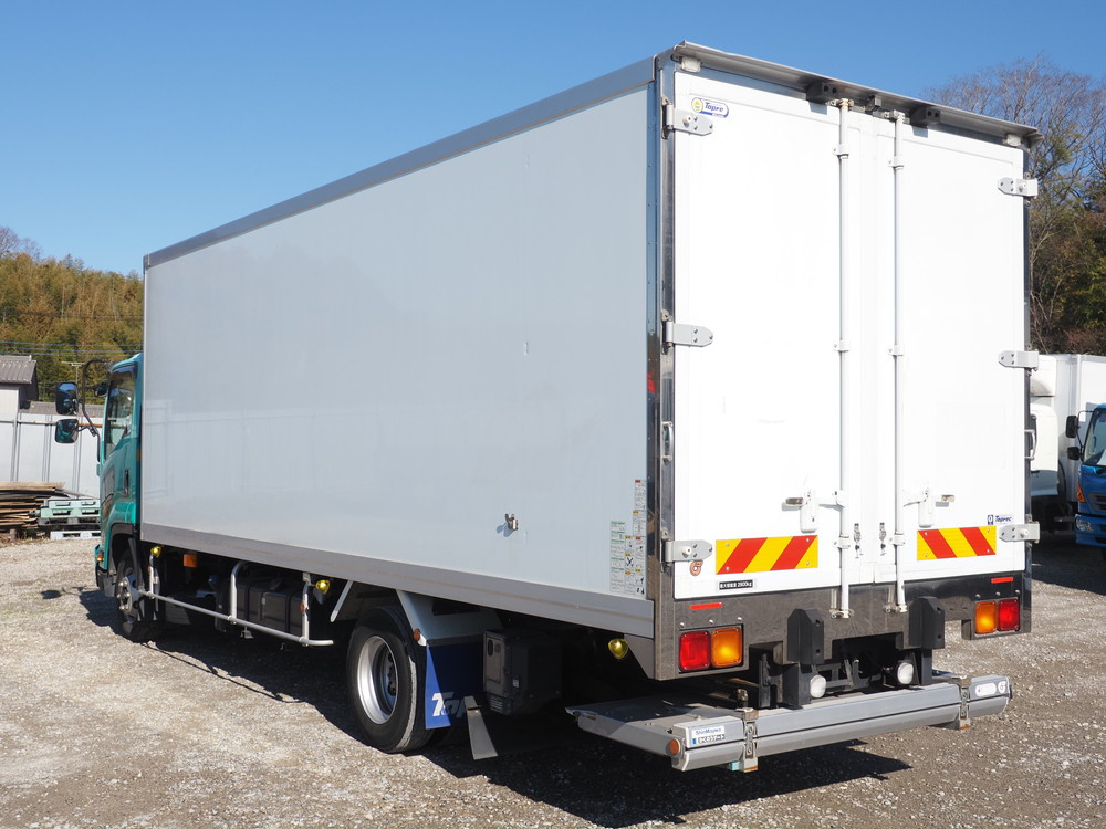 いすゞ フォワード 冷凍バン 中型 2PG-FRR90S2 年式 H30[写真07]