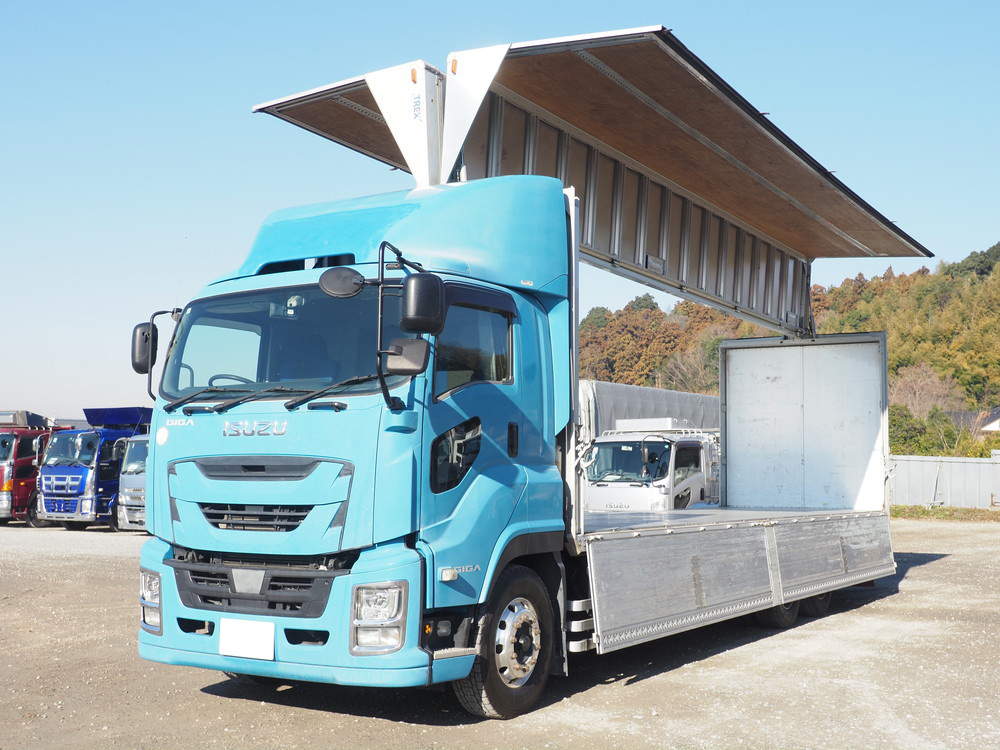 いすゞ ギガ ウイング車 大型 2PG-CYL77C 年式 H30[写真02]