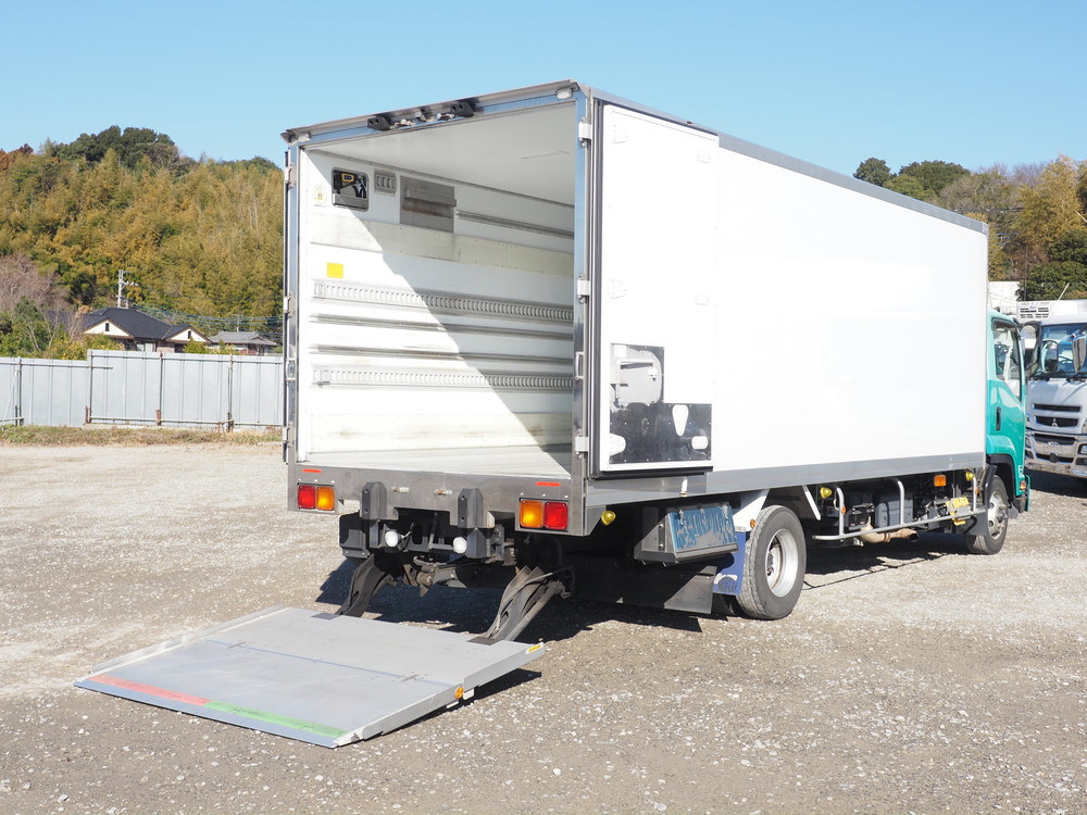 いすゞ フォワード 冷凍バン 中型 2PG-FRR90S2 年式 H30[写真21]