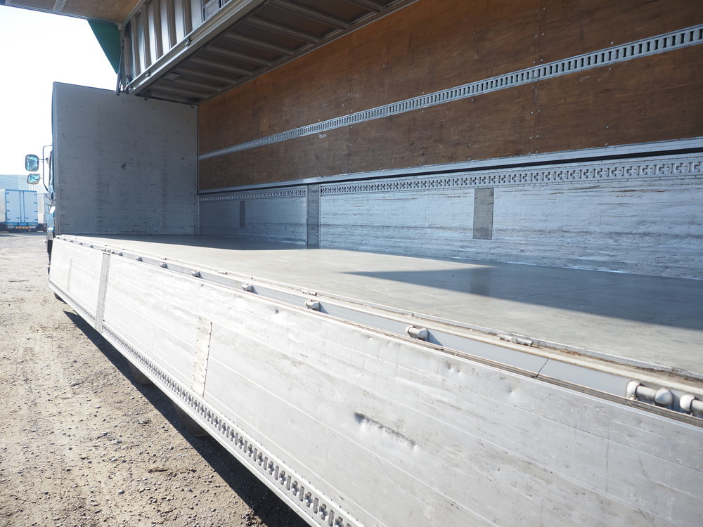 いすゞ ギガ ウイング車 大型 2PG-CYL77C 年式 H30[写真19]