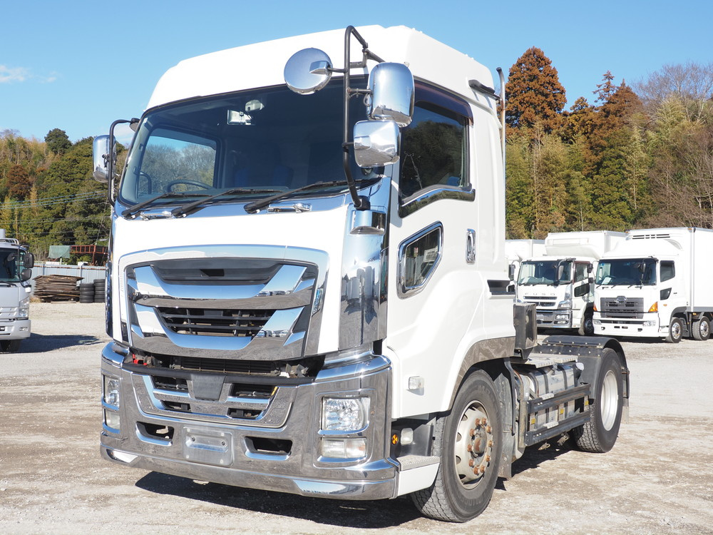 いすゞ ギガ トラクタ 大型 QKG-EXD52BD 年式 H29[写真01]