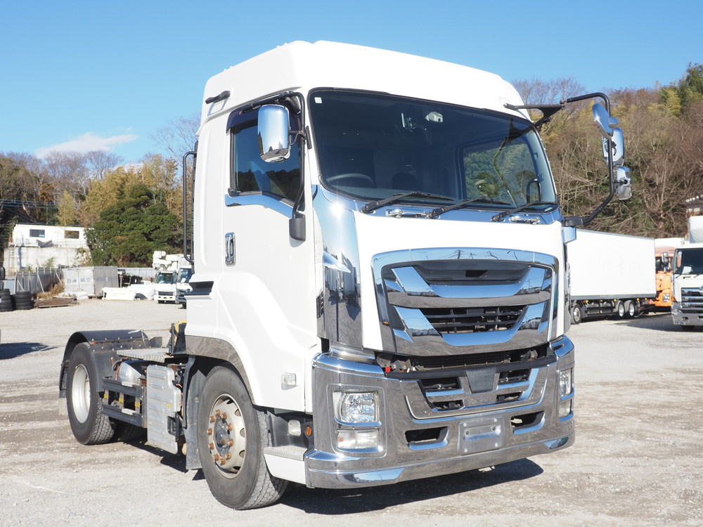 いすゞ ギガ トラクタ 大型 QKG-EXD52BD 年式 H29[写真03]