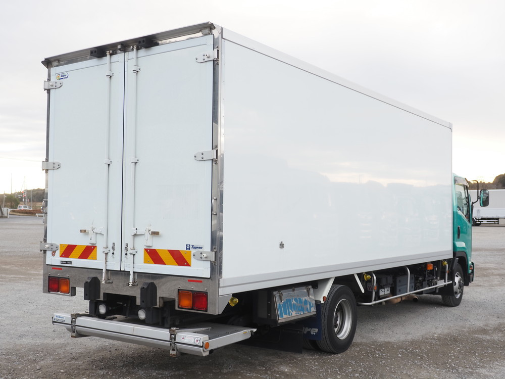 いすゞ フォワード 冷凍バン 中型 2PG-FRR90T2 年式 H30[写真05]