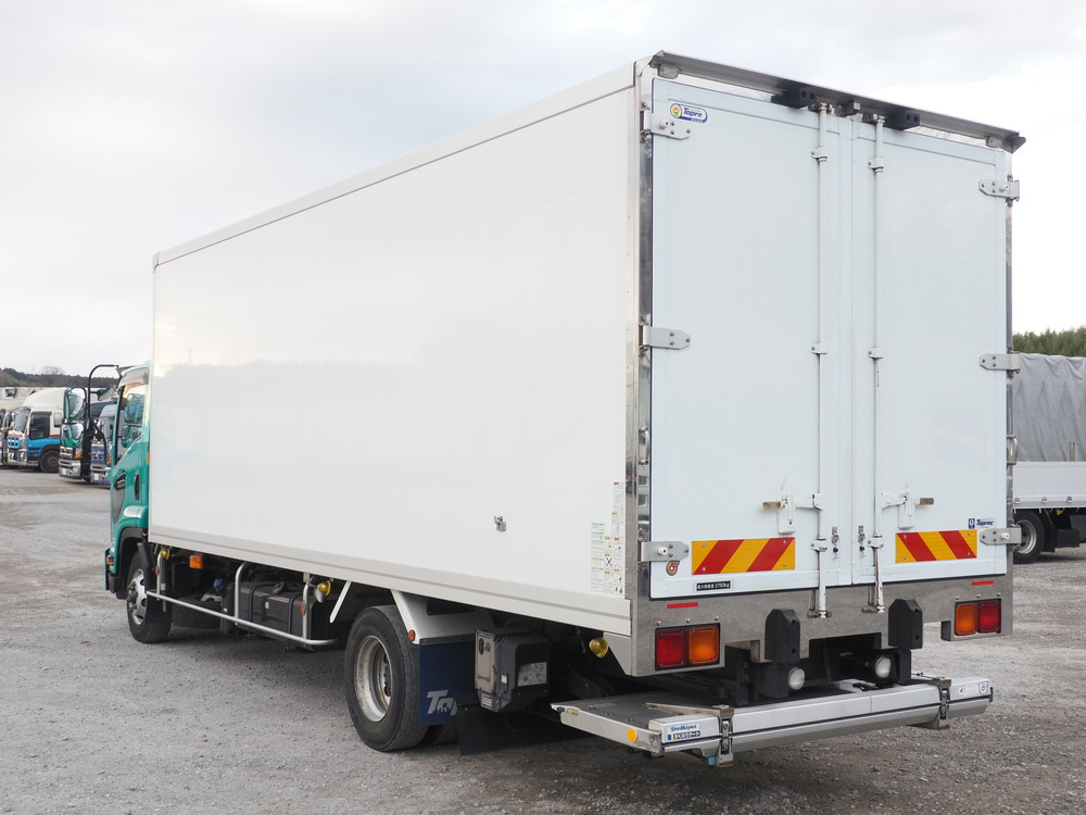 いすゞ フォワード 冷凍バン 中型 2PG-FRR90T2 年式 H30[写真07]