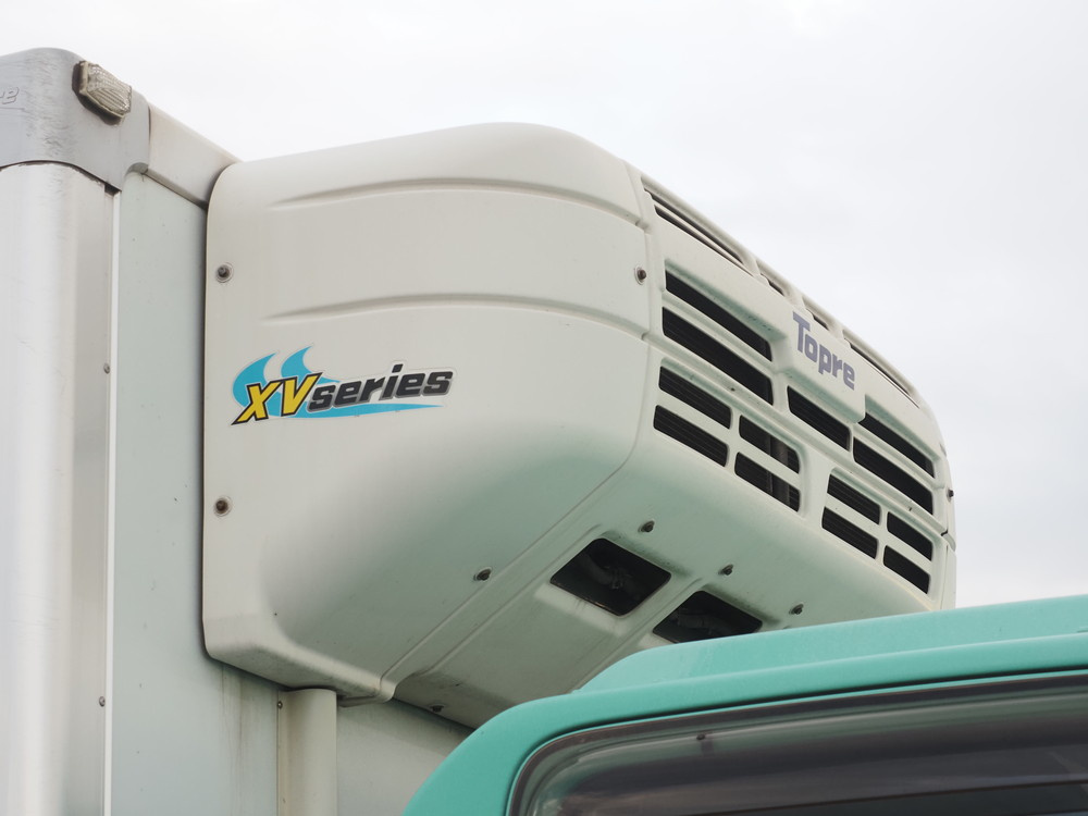 いすゞ フォワード 冷凍バン 中型 2PG-FRR90T2 年式 H30[写真08]