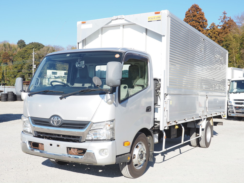 トヨタ ダイナ ウイング車 小型 TKG-XZU730 年式 H28[写真01]