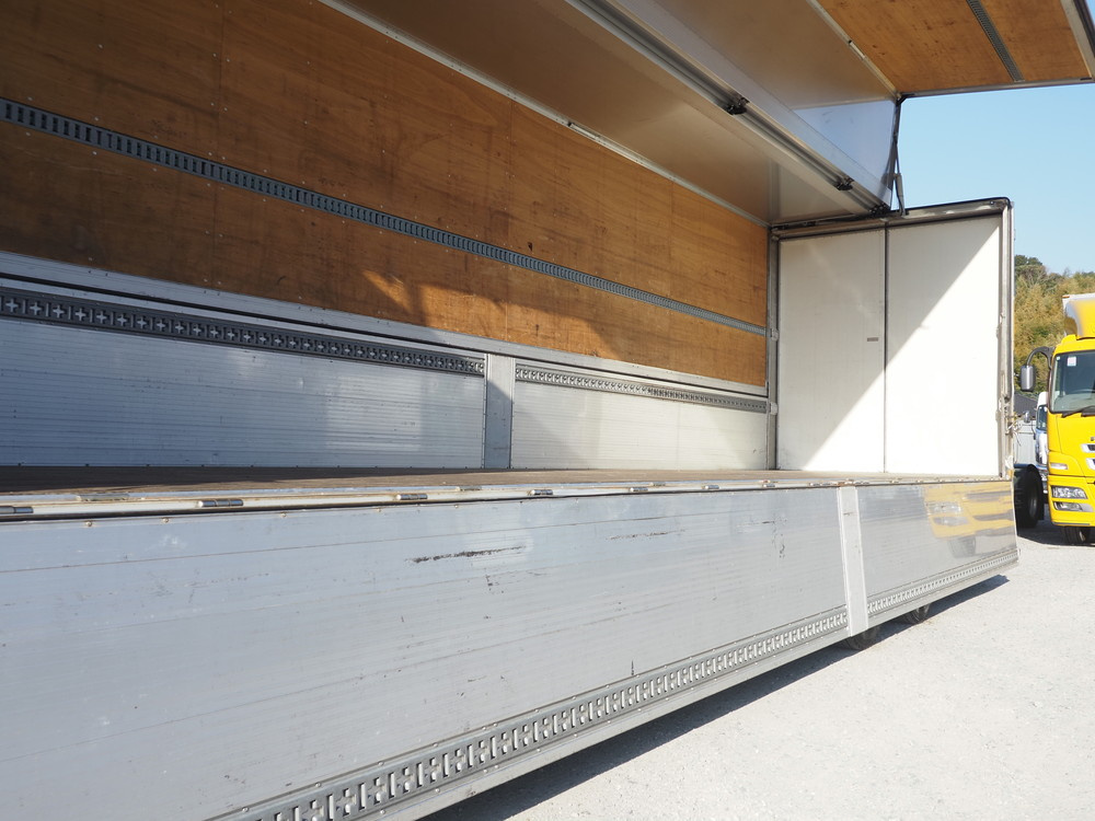 日野 プロフィア ウイング車 大型 2DG-FW1AHG 年式 R2[写真22]