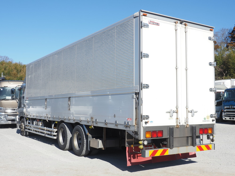 いすゞ ギガ ウイング車 大型 QKG-CYL77A 年式 H27[写真07]