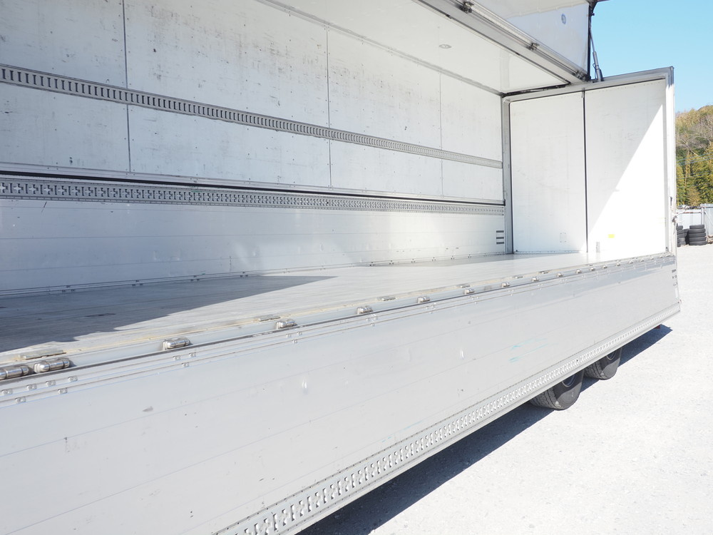 いすゞ ギガ ウイング車 大型 QKG-CYL77A 年式 H27[写真20]