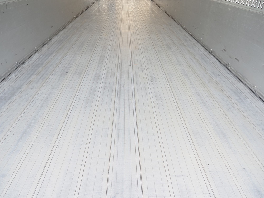 いすゞ ギガ ウイング車 大型 QKG-CYL77A 年式 H27[写真29]