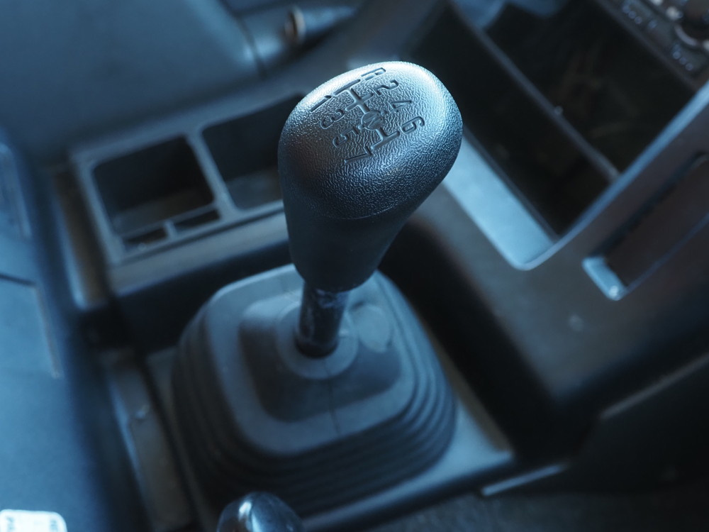 いすゞ ギガ ウイング車 大型 QKG-CYL77A 年式 H27[写真34]