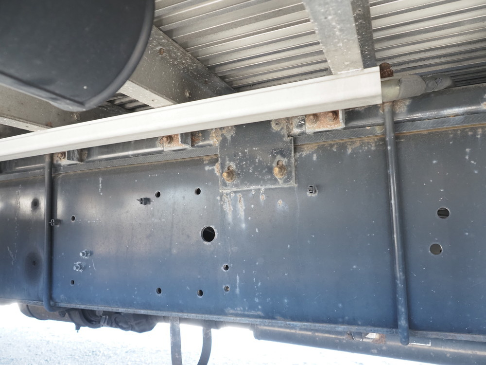 いすゞ ギガ ウイング車 大型 QKG-CYL77A 年式 H27[写真44]