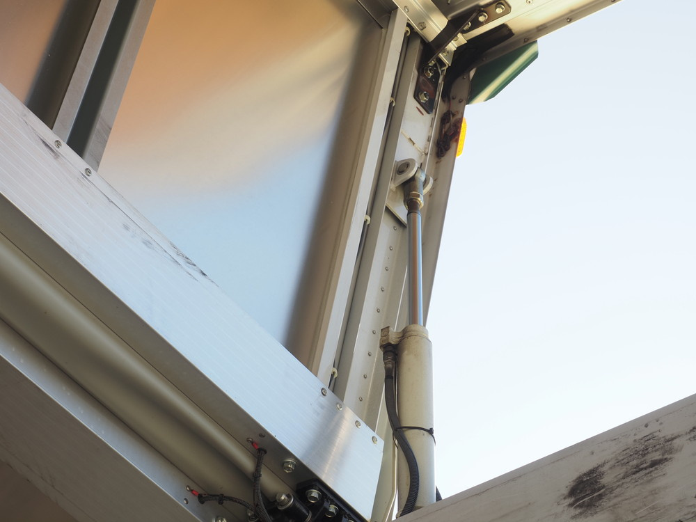 日野 プロフィア ウイング車 大型 2DG-FR1EHG 年式 H30[写真12]