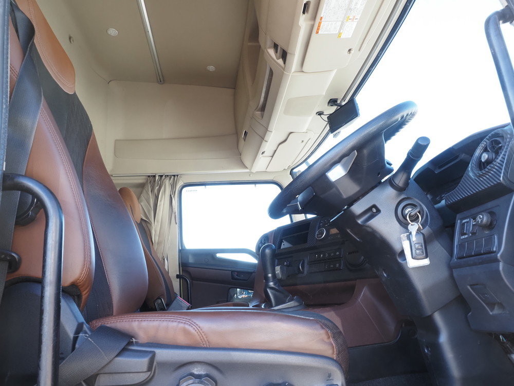 日野 プロフィア ウイング車 大型 2DG-FR1EHG 年式 H30[写真29]