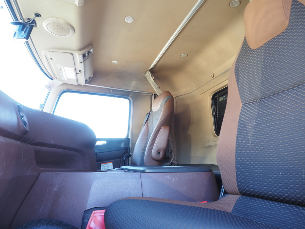 日野 プロフィア ウイング車 大型 2DG-FW1AHG 年式 H29[写真38]