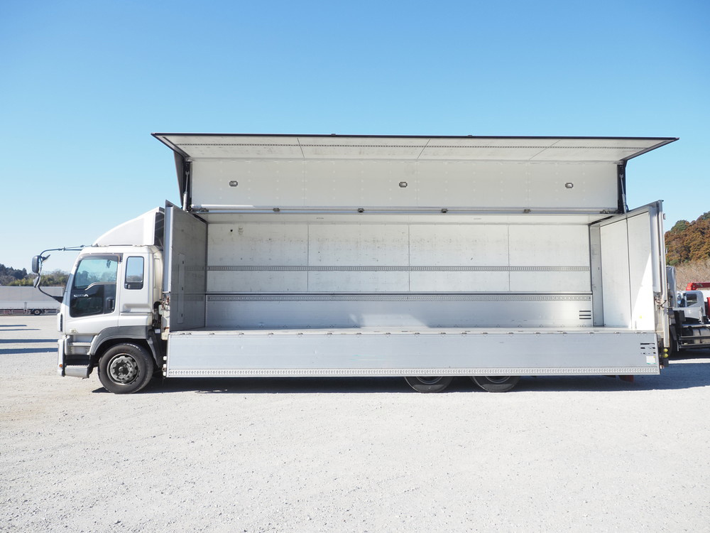 いすゞ ギガ ウイング車 大型 QKG-CYL77A 年式 H27[写真16]