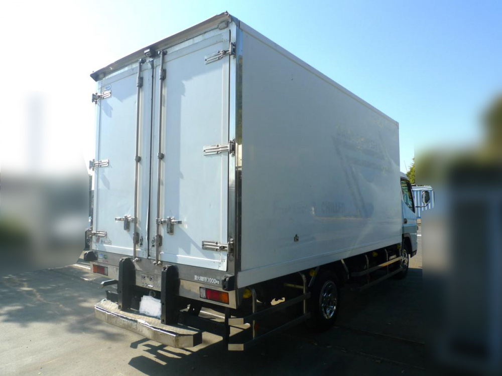 三菱ふそう キャンター 冷凍バン 小型 TPG-FEB50 年式 H29[写真04]