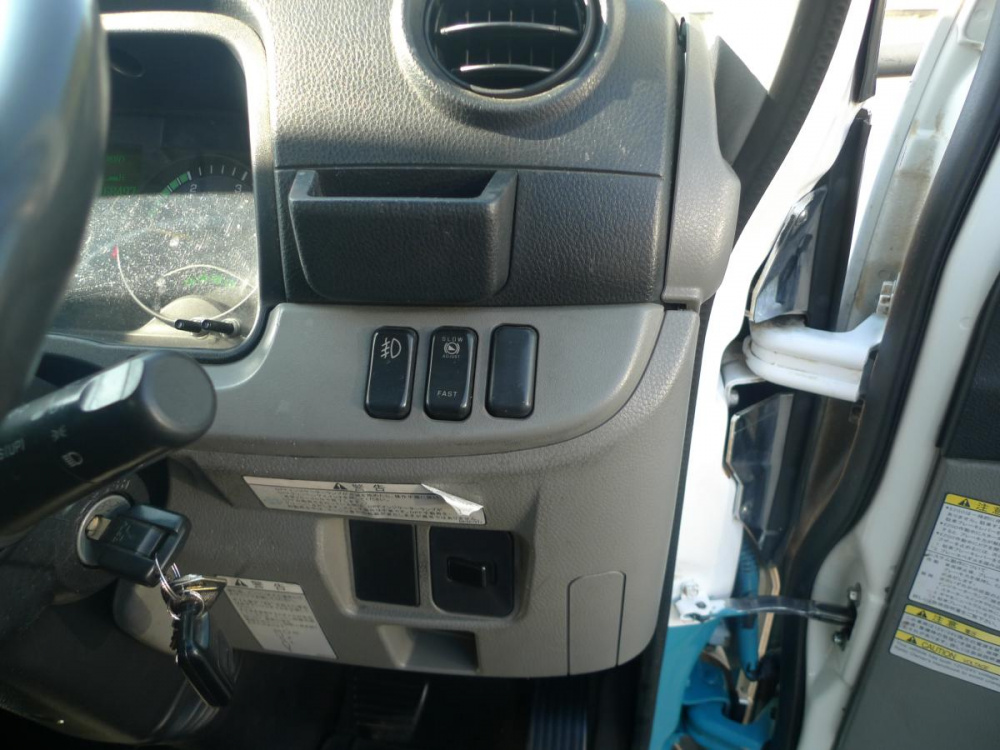 三菱ふそう キャンター 冷凍バン 小型 TPG-FEB50 年式 H29[写真13]