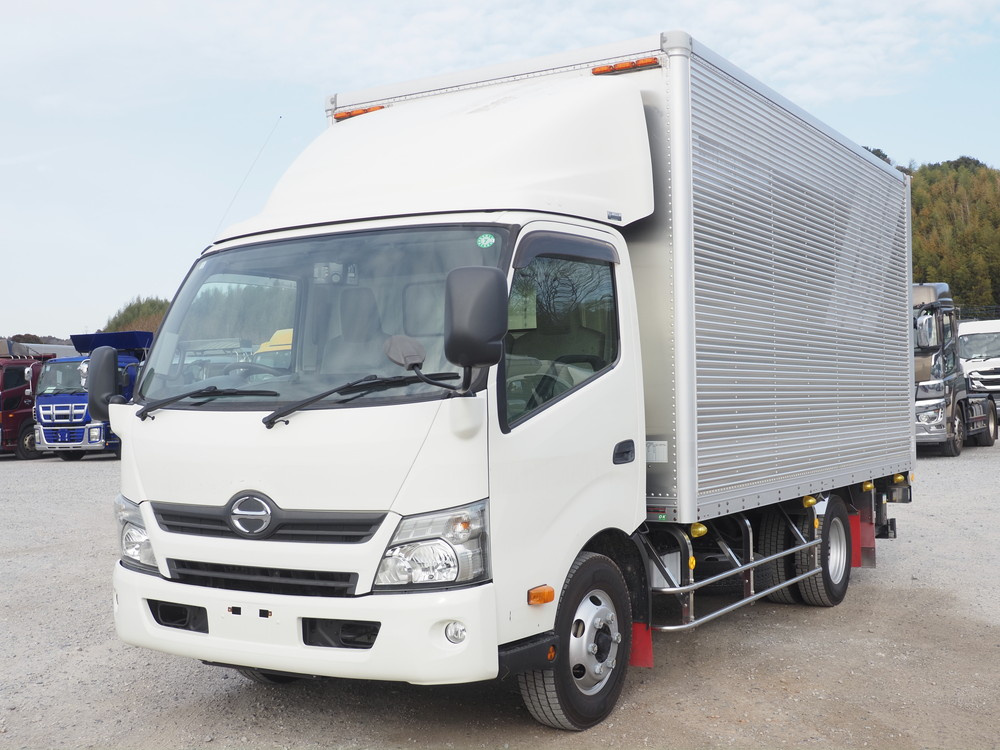 日野 デュトロ バン車 小型 TKG-XZU710M 年式 H29[写真01]