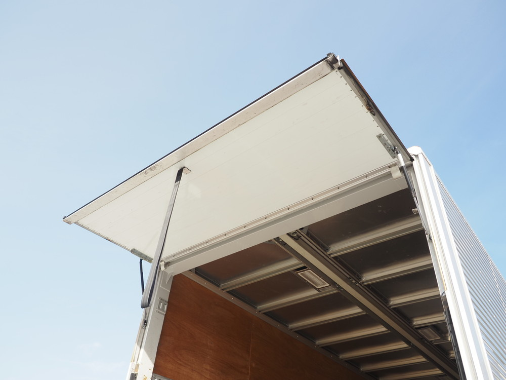 いすゞ フォワード ウイング車 中型 2RG-FRR90S2 年式 H30[写真26]