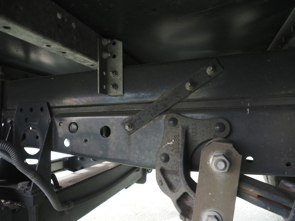 いすゞ エルフ バン車 小型 TKG-NMR85AN 年式 H25[写真30]