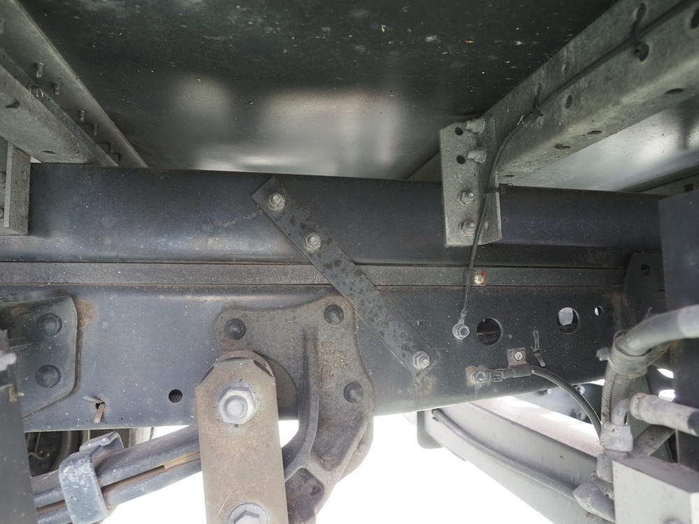 いすゞ エルフ バン車 小型 TKG-NMR85AN 年式 H25[写真27]