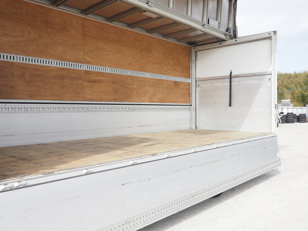 いすゞ フォワード ウイング車 中型 2RG-FRR90S2 年式 H30[写真21]