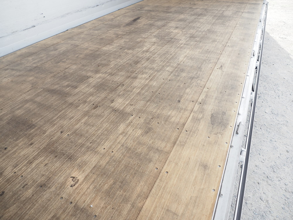 いすゞ フォワード ウイング車 中型 2RG-FRR90S2 年式 H30[写真23]