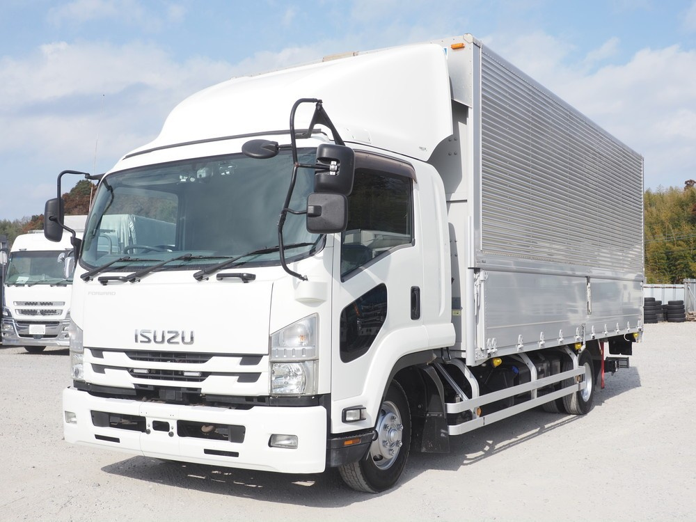 いすゞ フォワード ウイング車 中型 2RG-FRR90S2 年式 H30[写真01]