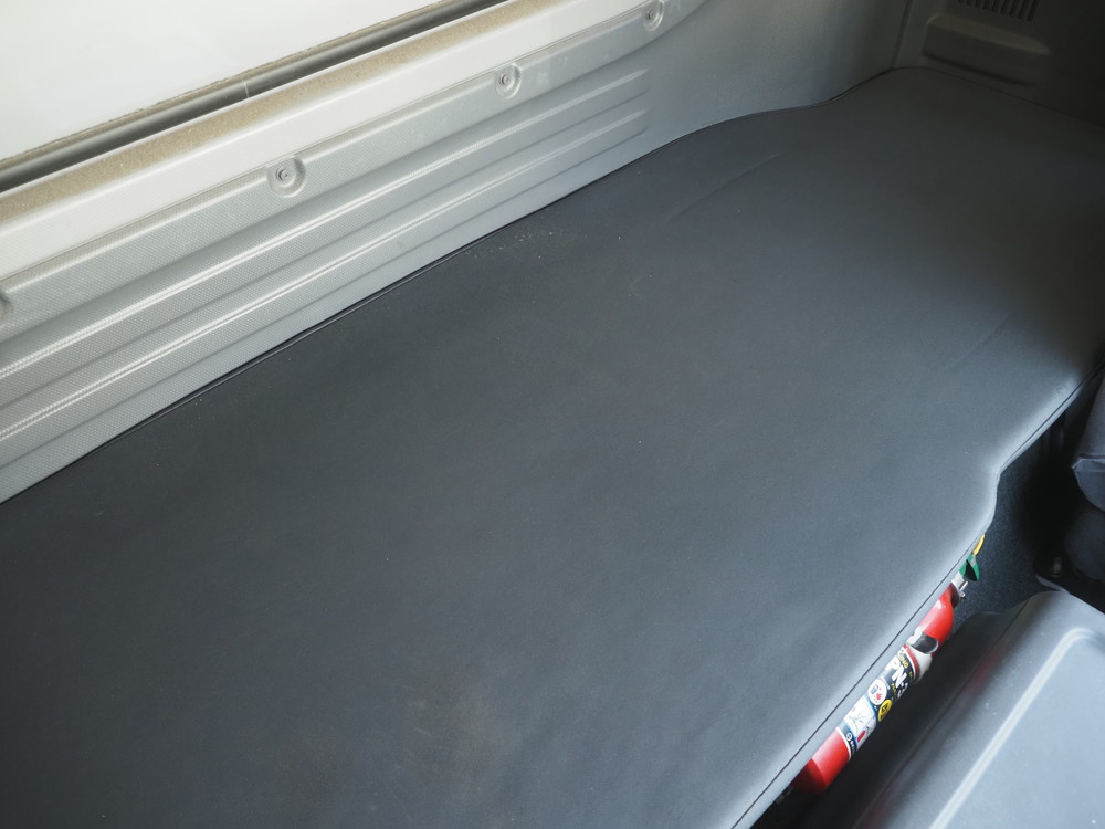 いすゞ フォワード ウイング車 中型 2RG-FRR90S2 年式 H30[写真44]